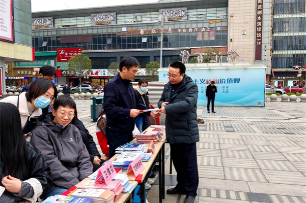 泰州靖江：服务群众“零距离”点亮群众“微幸福”(图1)